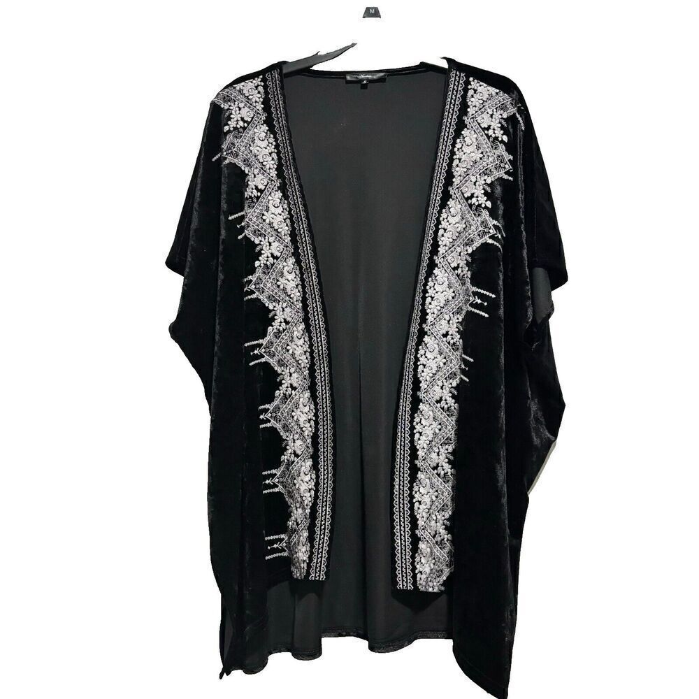 Andree By Unit Womens Velvet Kimono Jacket Small in Black With White Embroidered